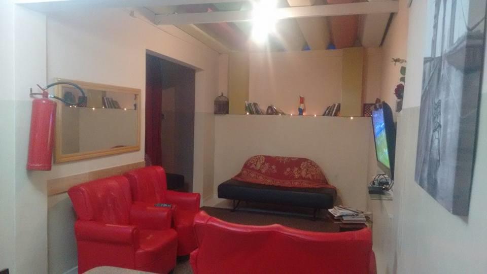 Yellow House Hostel Internacional Сан-Пауло Экстерьер фото