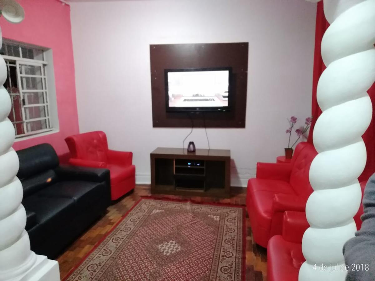 Yellow House Hostel Internacional Сан-Пауло Экстерьер фото